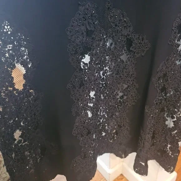 BβZar Black Maxi Sleeveless Gown | Stunning 20.5β Bottom Lace | Size: 8 - Picture 8 of 16